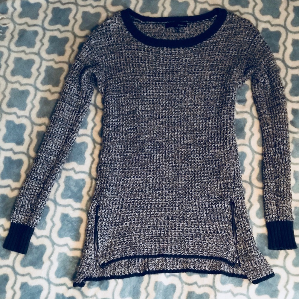 Kaisely knitted sweater